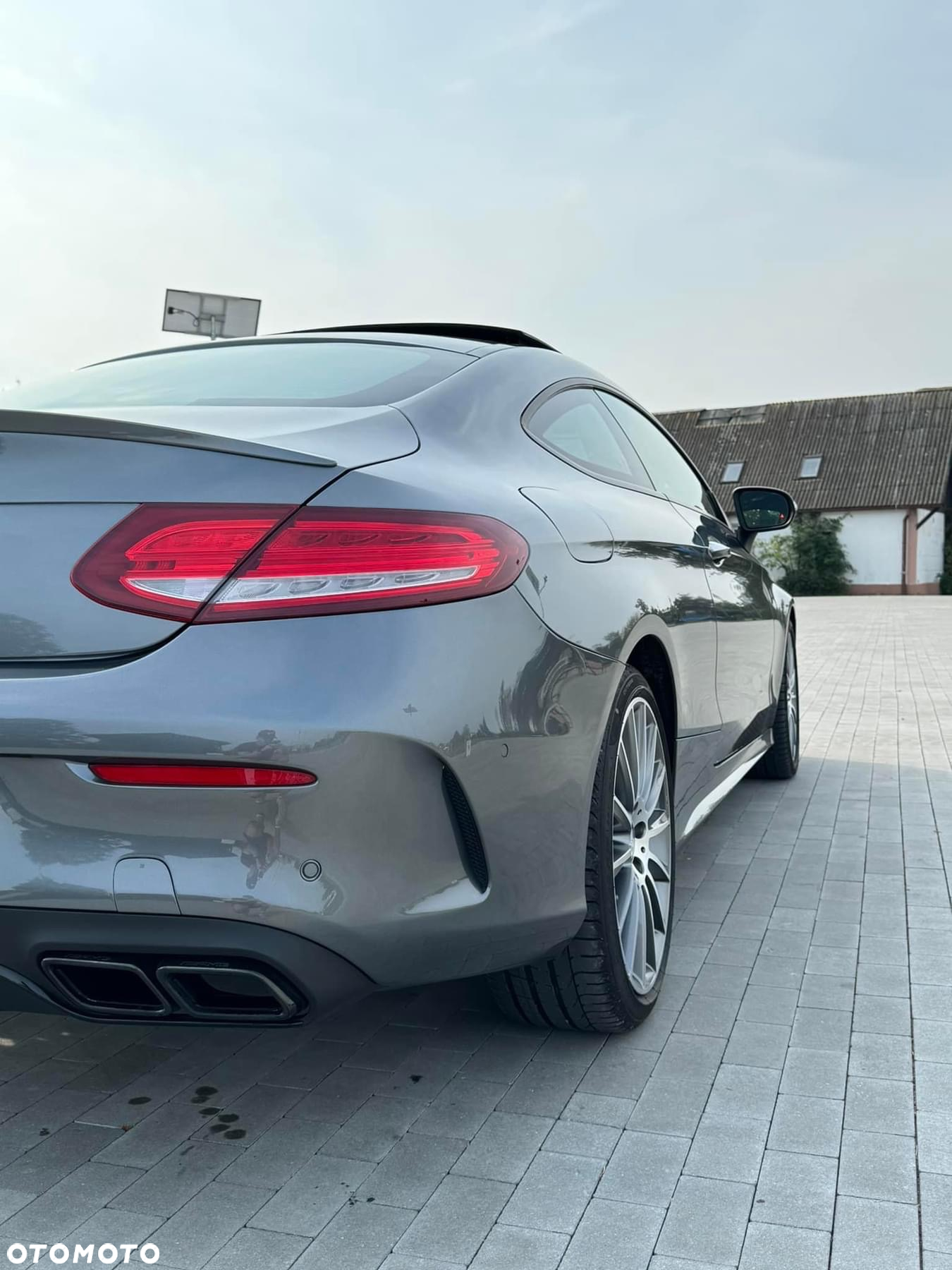 Mercedes-Benz Klasa C 300 Coupe 7G-TRONIC AMG Line - 7