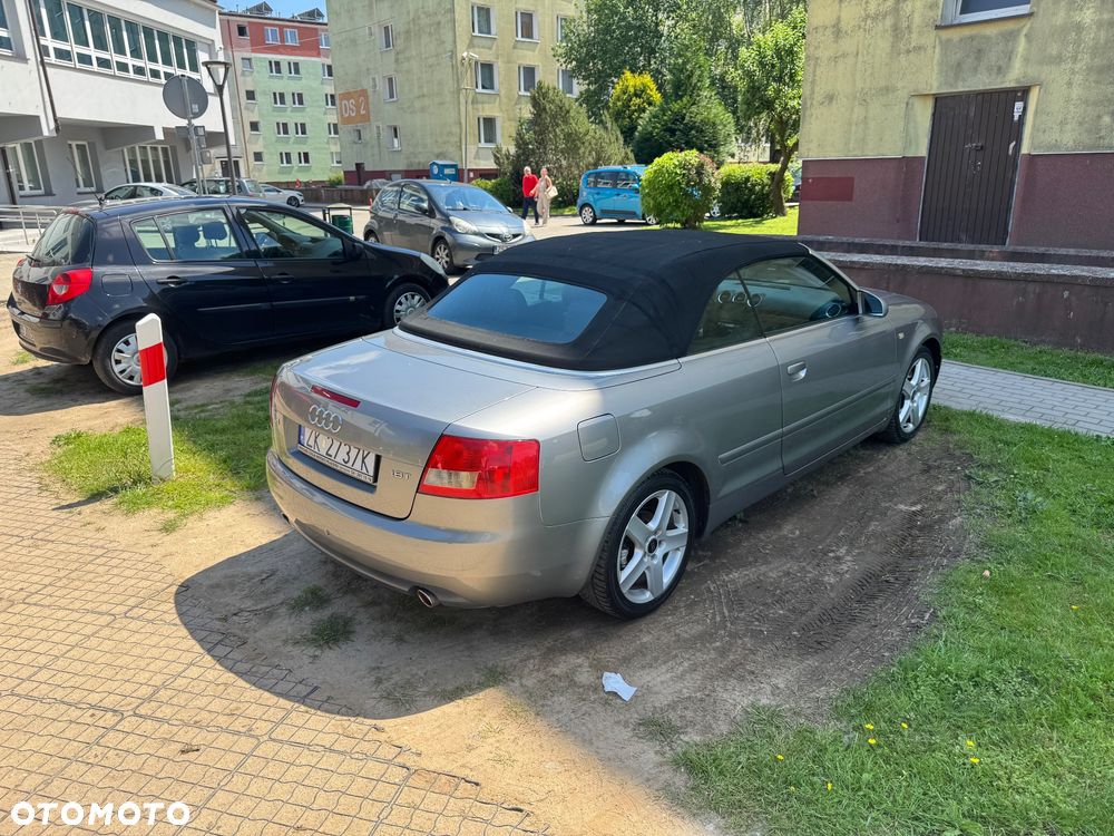 Audi A4 Cabrio - 9