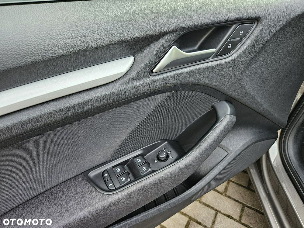 Audi A3 Sportback 1.4 TFSI Attraction - 22