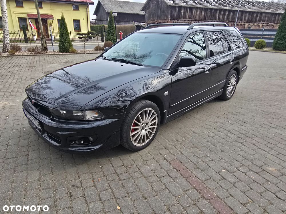 Mitsubishi Galant - 3