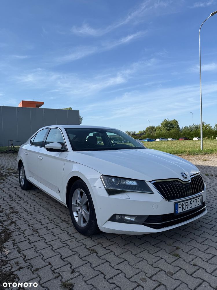 Skoda Superb 2.0 TDI 4x4 Ambition DSG - 2