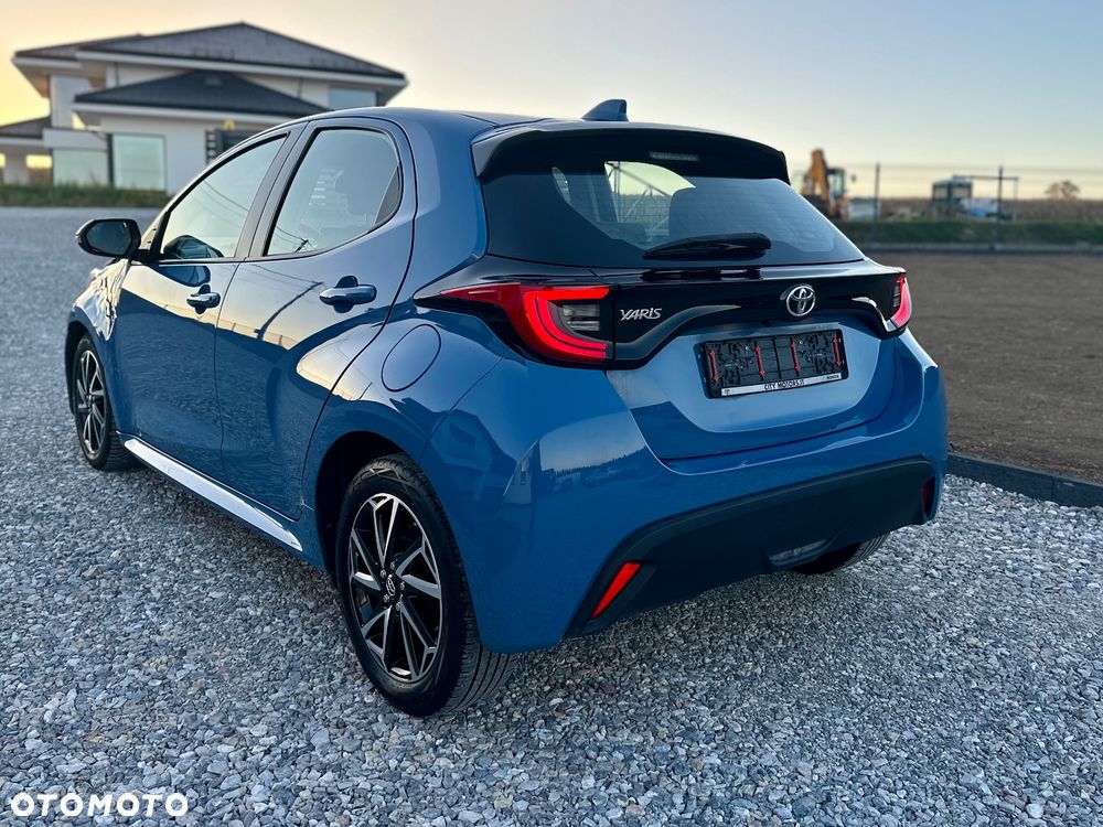 Toyota Yaris 2021 photo 2