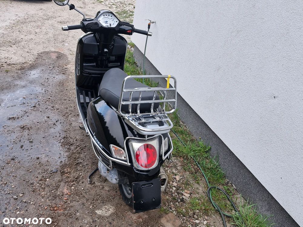 Piaggio Vespa - 7