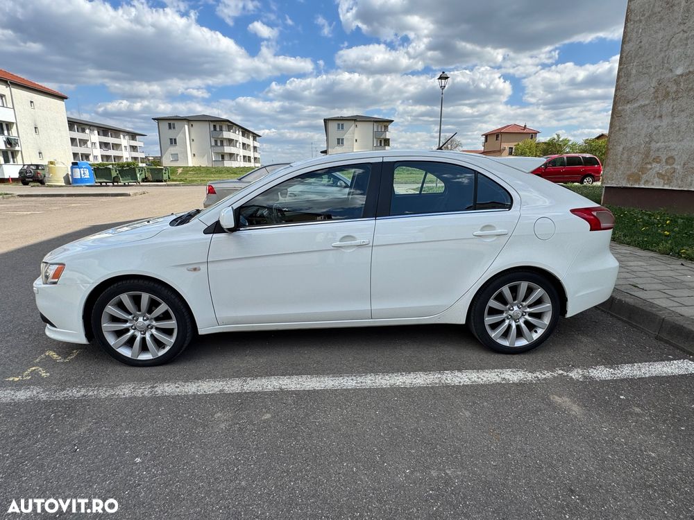 Mitsubishi Lancer 1.8 DI-D+ ClearTec Invite - 4