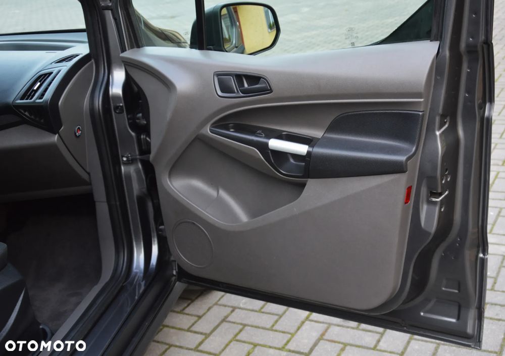 Ford Tourneo Connect - 30