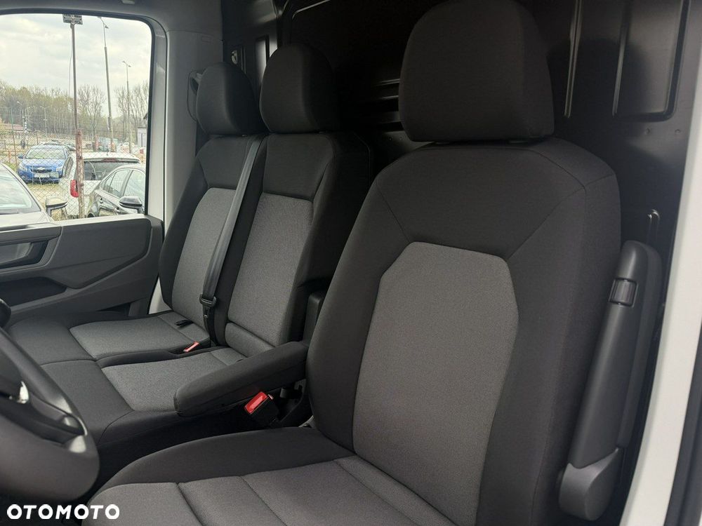 Volkswagen Crafter - 16