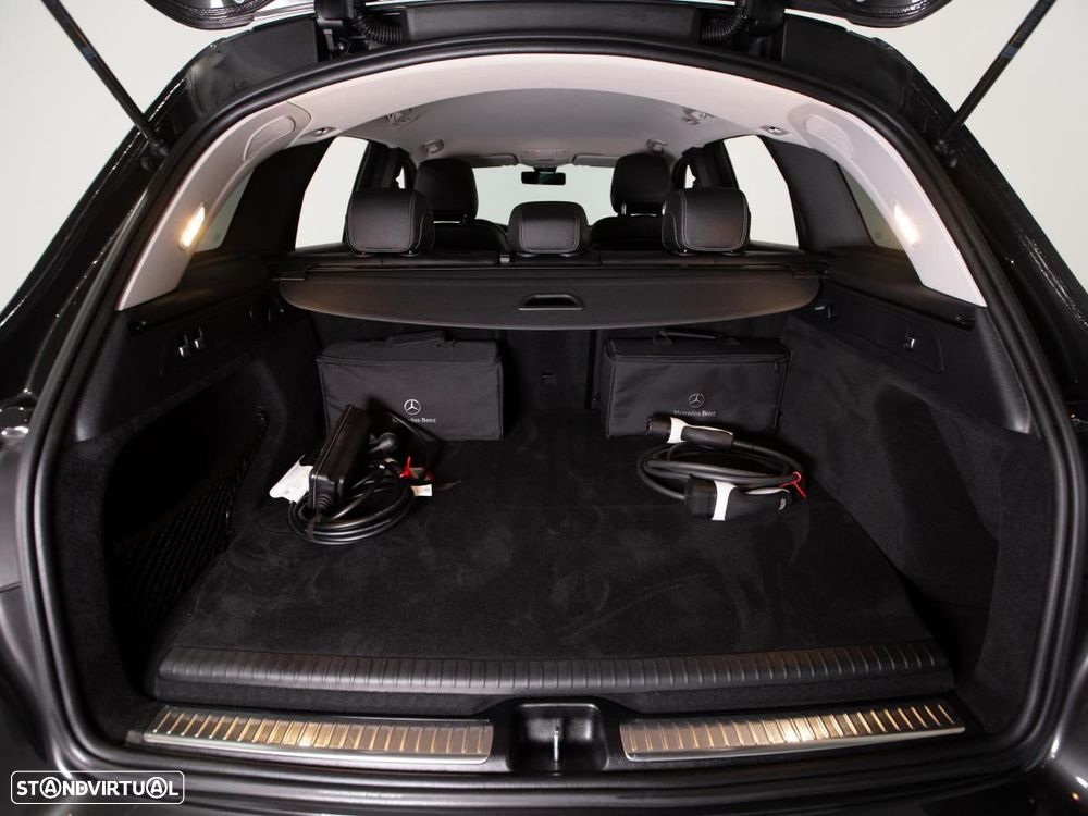 Mercedes-Benz GLC 300 de 4Matic - 13