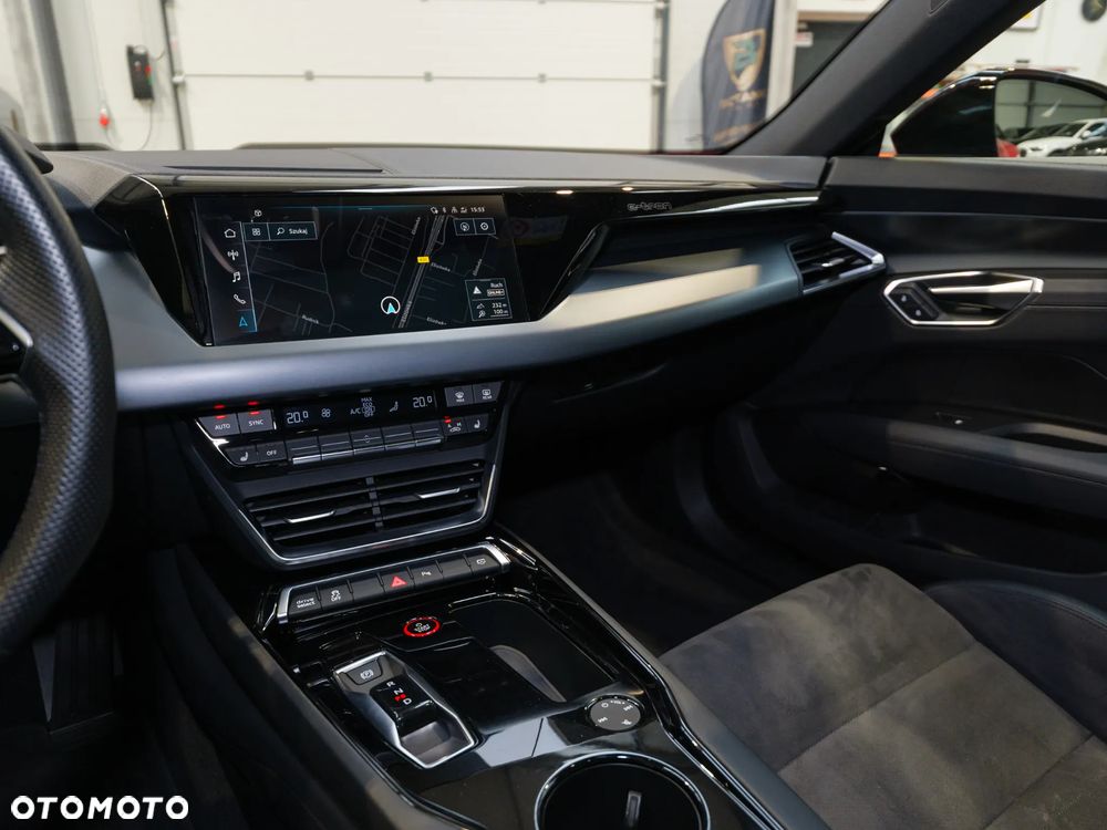 Audi e-tron GT - 26