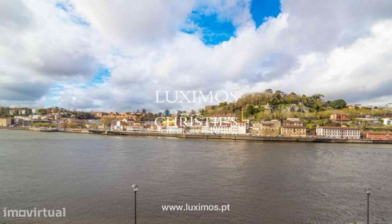 Apartamento duplex em primeira linha de rio à venda Vila Nova de Gaia - Grande imagem: 5/25