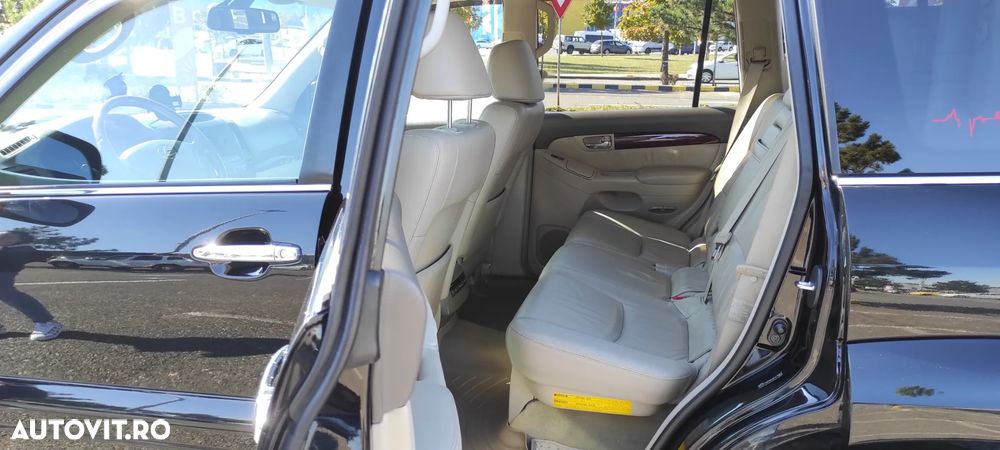 Lexus Seria GX - 15