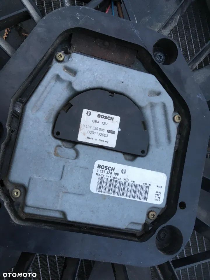 MERCEDES W211 CHŁODNICA AUTOMAT A2115000202 - 2