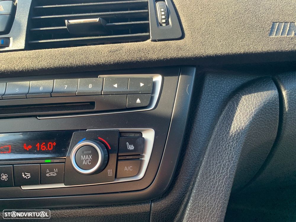 BMW 320 d Pack M - 36