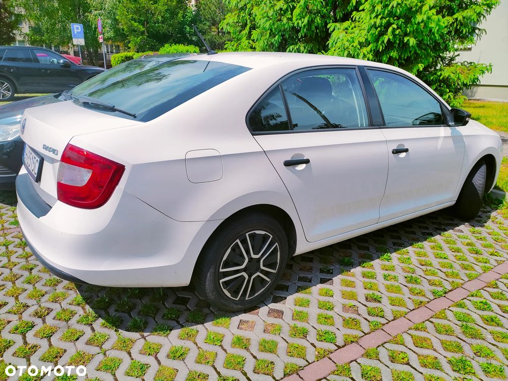 Skoda RAPID 1.2 TSI Active - 5