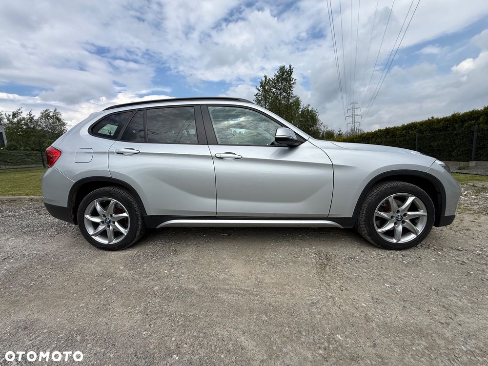 BMW X1 xDrive18d xLine - 4