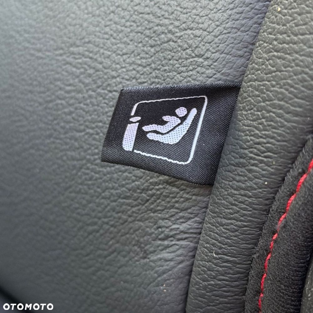 Ford Kuga - 23