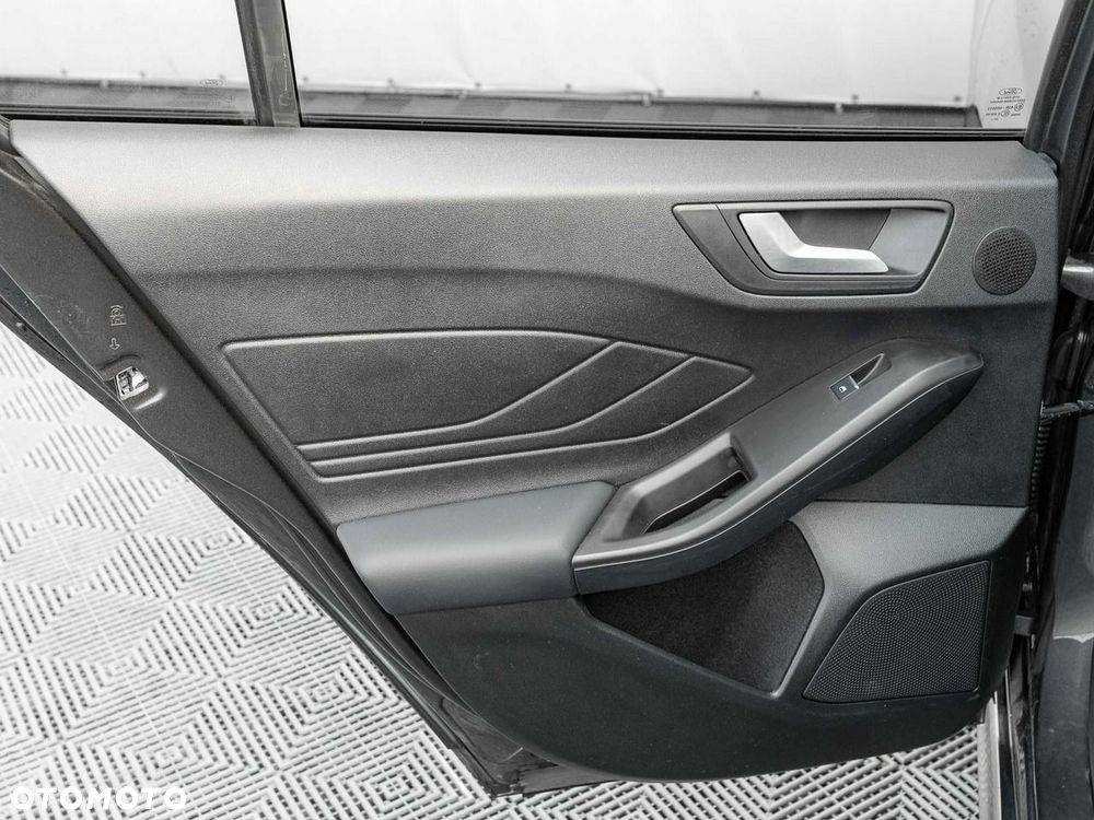 Ford Focus 2.3 EcoBoost ST X - 27