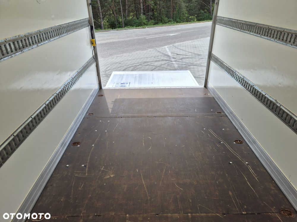 Iveco Daily 3,0 L❗35S18❗Kontener 8EP❗Winda 750KG❗HI-MATIC - 29