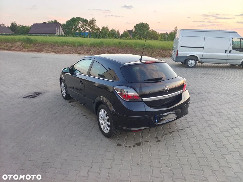 Opel Astra GTC 1.6 Edition - 18