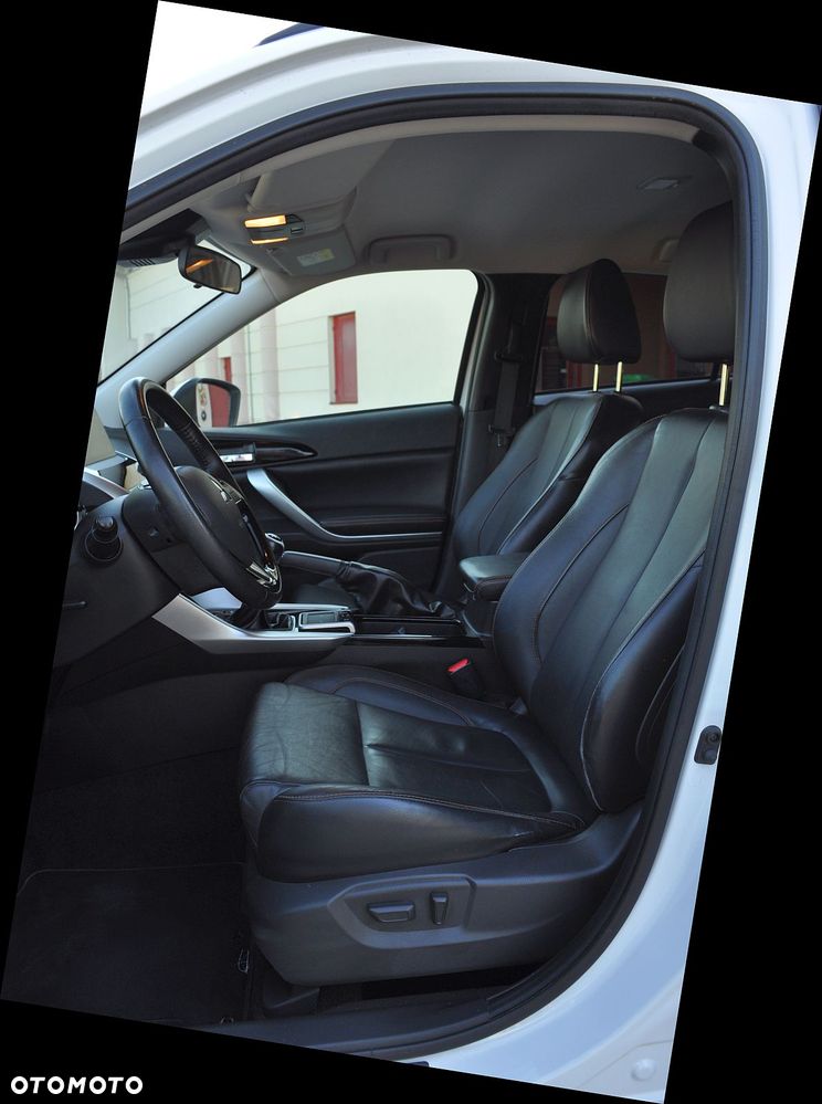 Mitsubishi Eclipse Cross 1.5 T-MIVEC ClearTec 2WD Diamant Edition Plus - 17