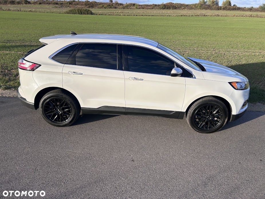 Ford Edge - 11