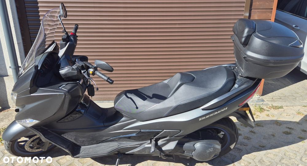 Suzuki Burgman - 1