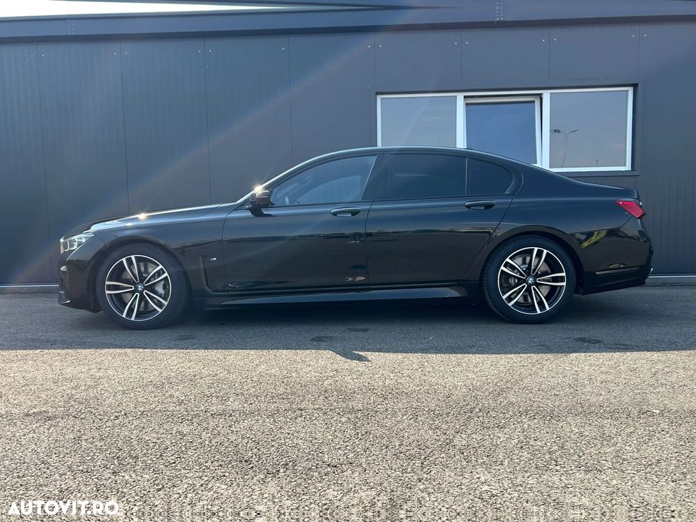 BMW Seria 7 750i xDrive - 2