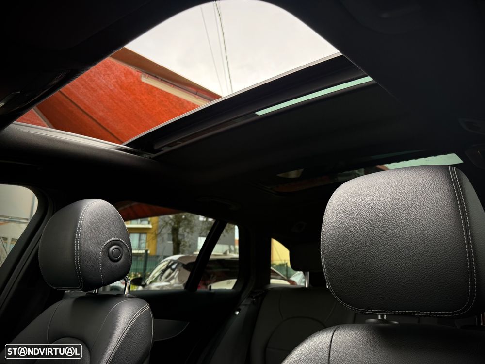 Mercedes-Benz C 300 h AMG Line - 21