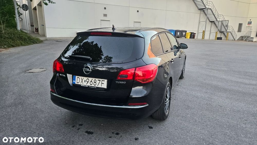 Opel Astra 1.4 Turbo 150 Jahre - 14