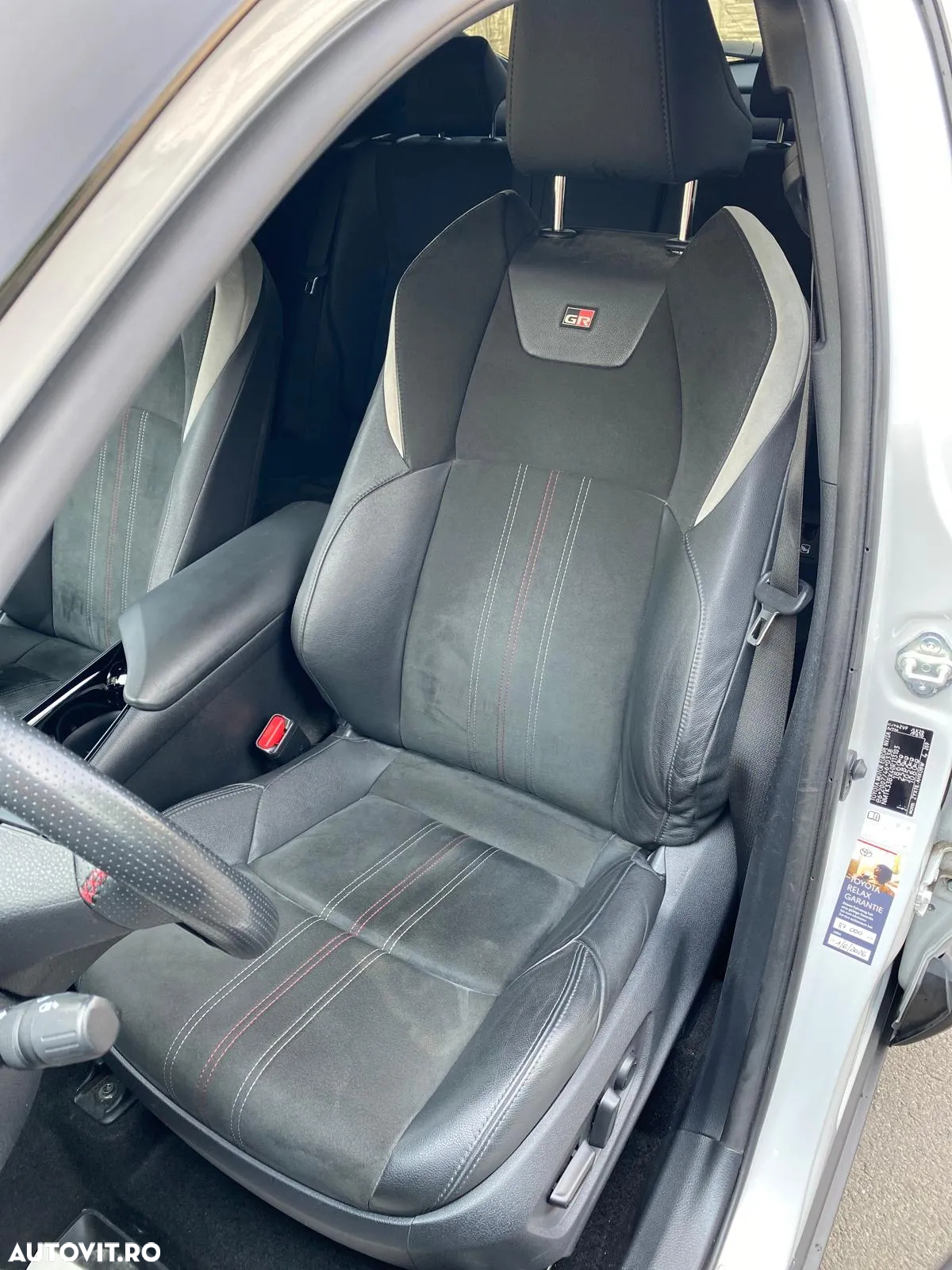 Toyota C-HR - 6