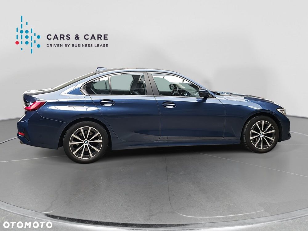 BMW Seria 3 320i Advantage - 10