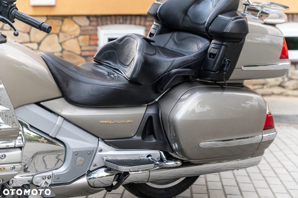 Honda GL - 26