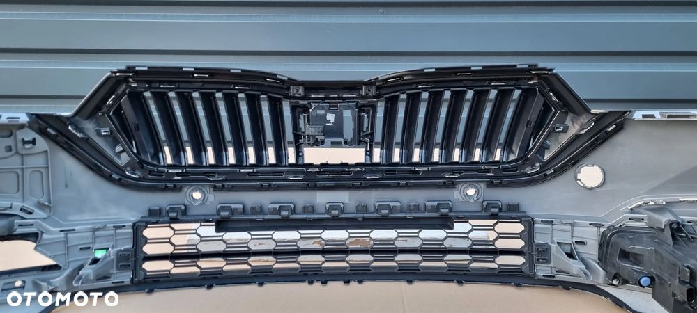 SKODA OCTAVIA IV 2019- Zderzak przód oryginał MG023 - 10