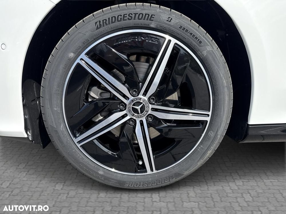 Mercedes-Benz CLA 180 - 6