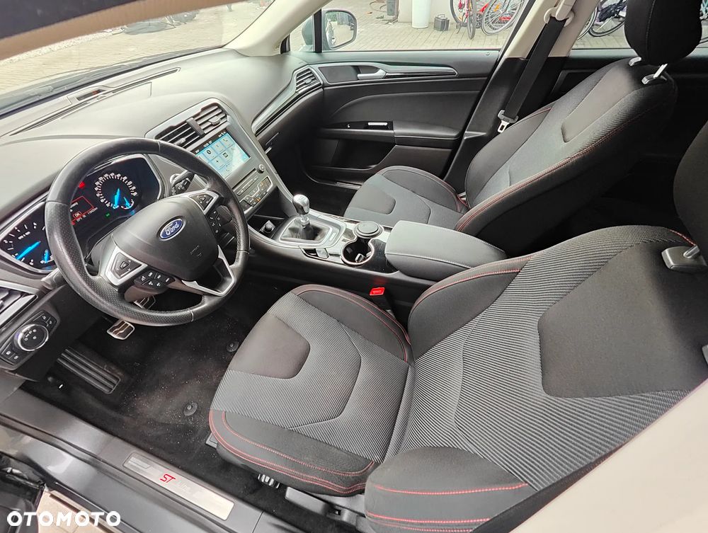 Ford Mondeo 2.0 TDCi ST-Line - 13