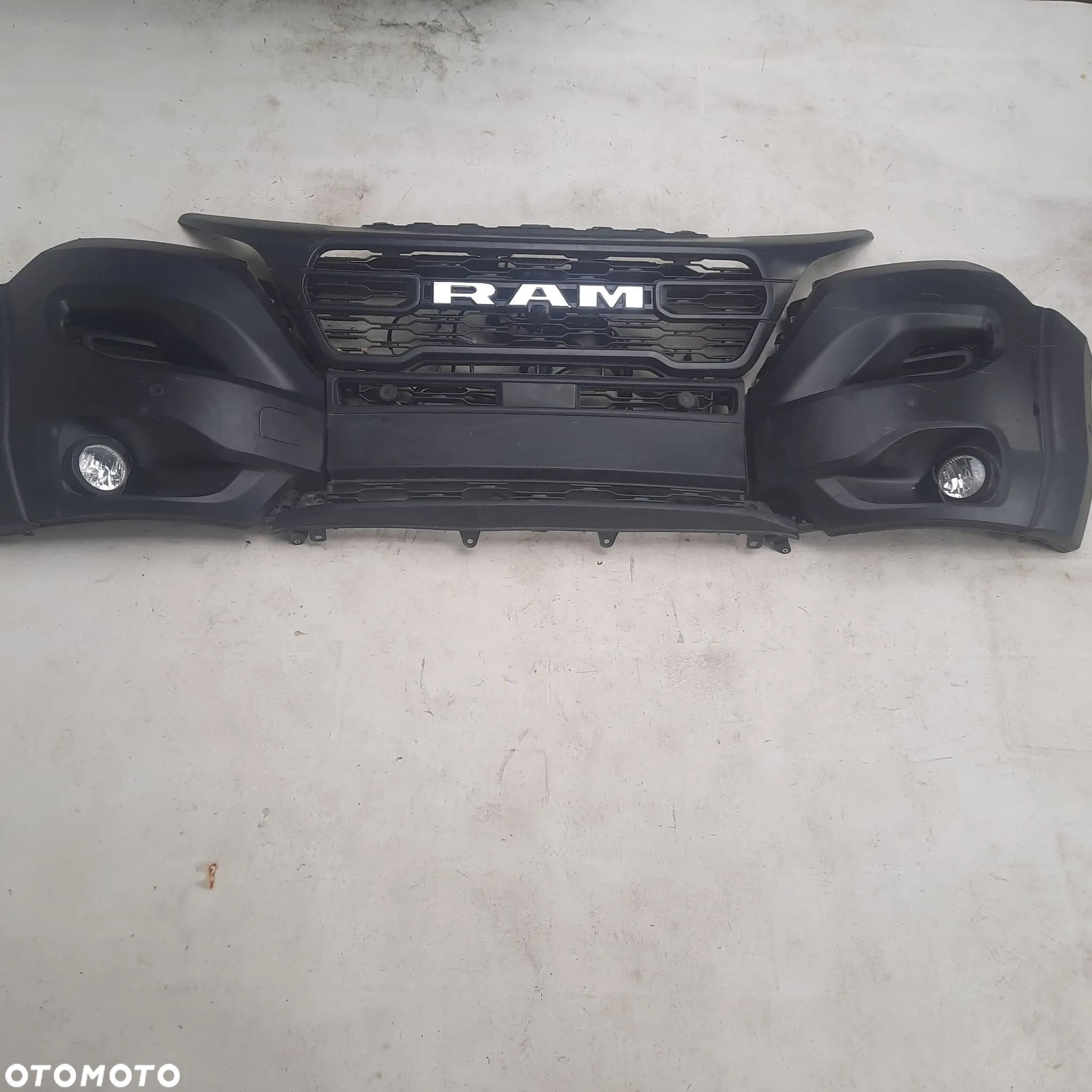 Ducato Dodge Ram Promaster max 2022-2025r kompletny zderzak - 1