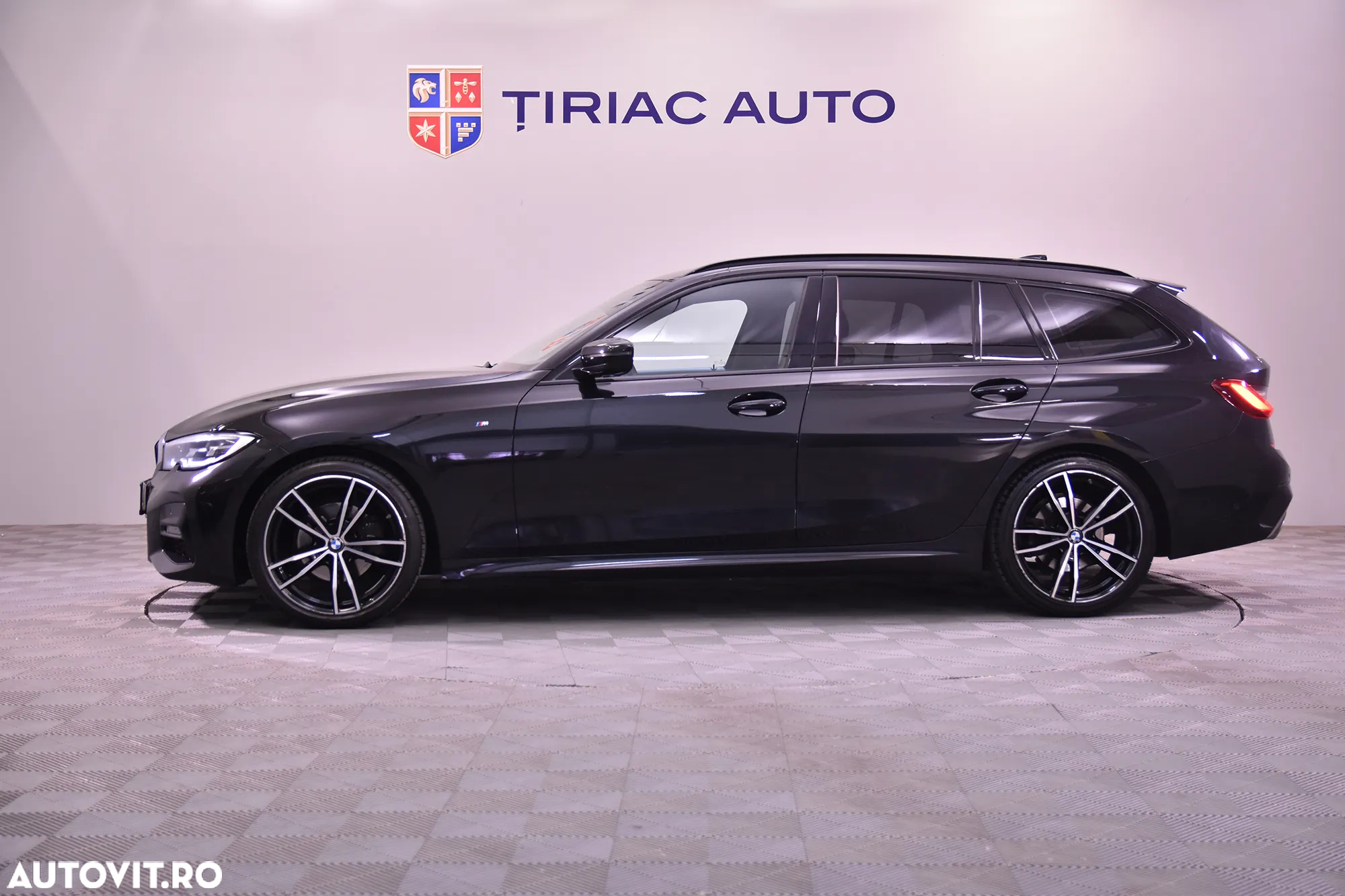 BMW Seria 3 320i Touring Aut. M Sport - 2