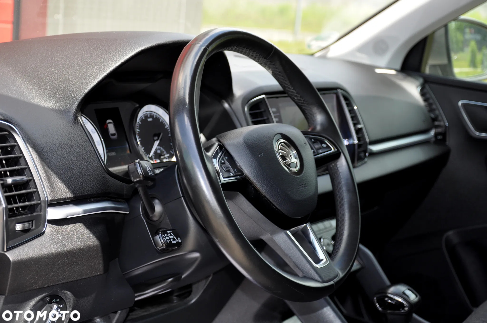 Skoda Karoq 2.0 TDI SCR 4x4 Style DSG - 25