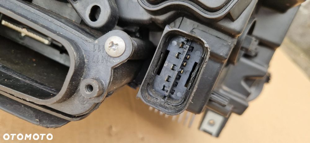 BMW 5 F10 F11 LIFT !! XENON LED LAMPA LEWA ZAMIENNIK !! - 7