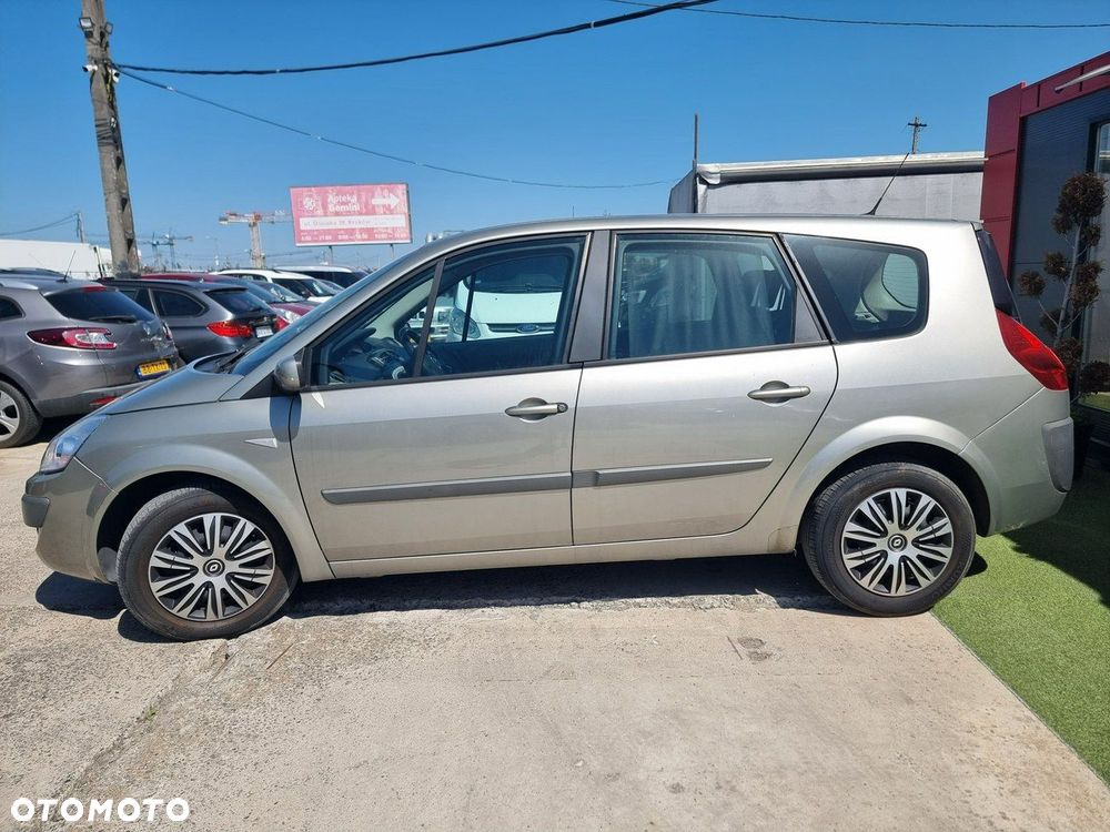 Renault Scenic - 7