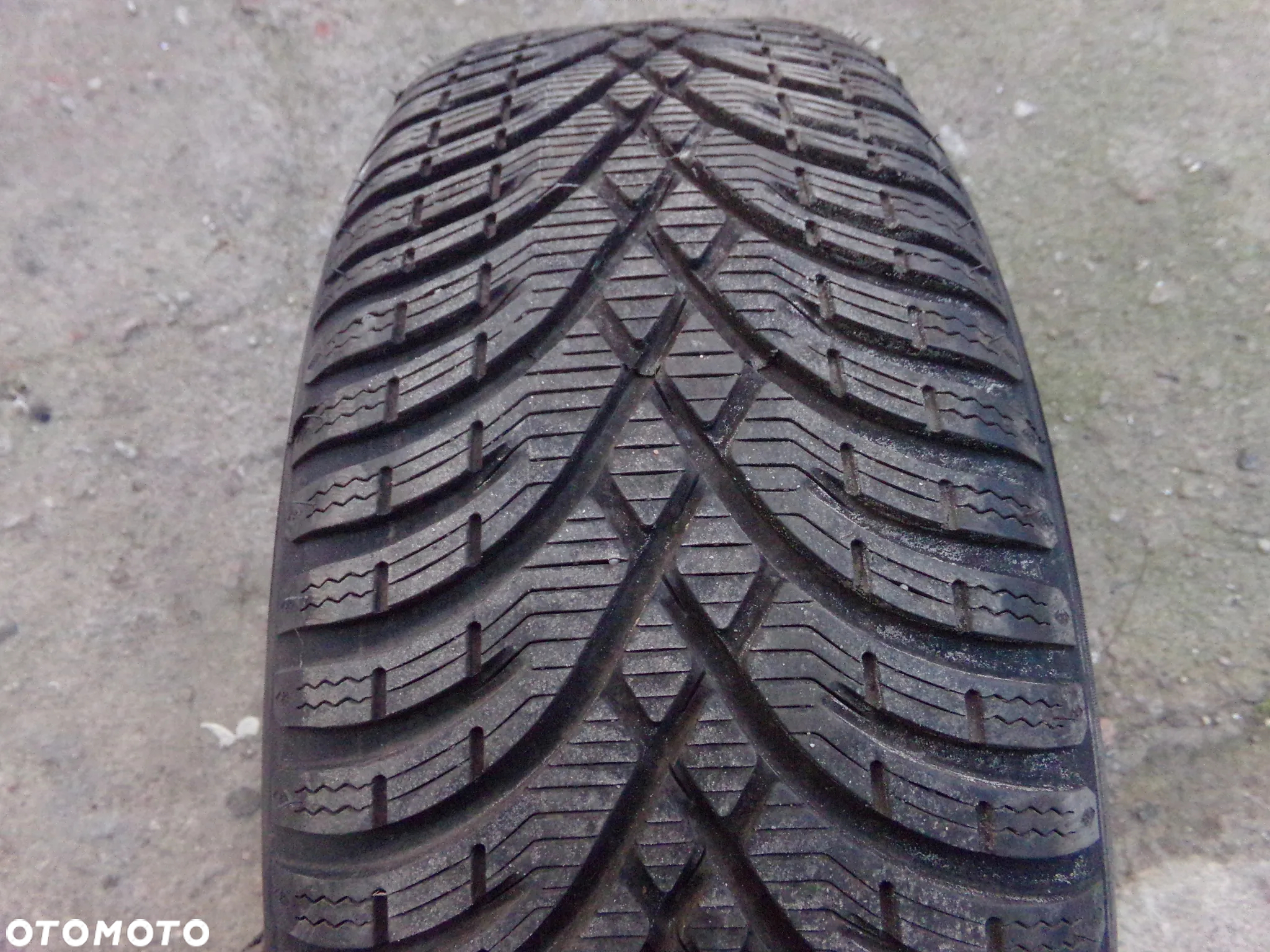 8W0601025 Kola aluminiowe 16 audi a4b8 - 3