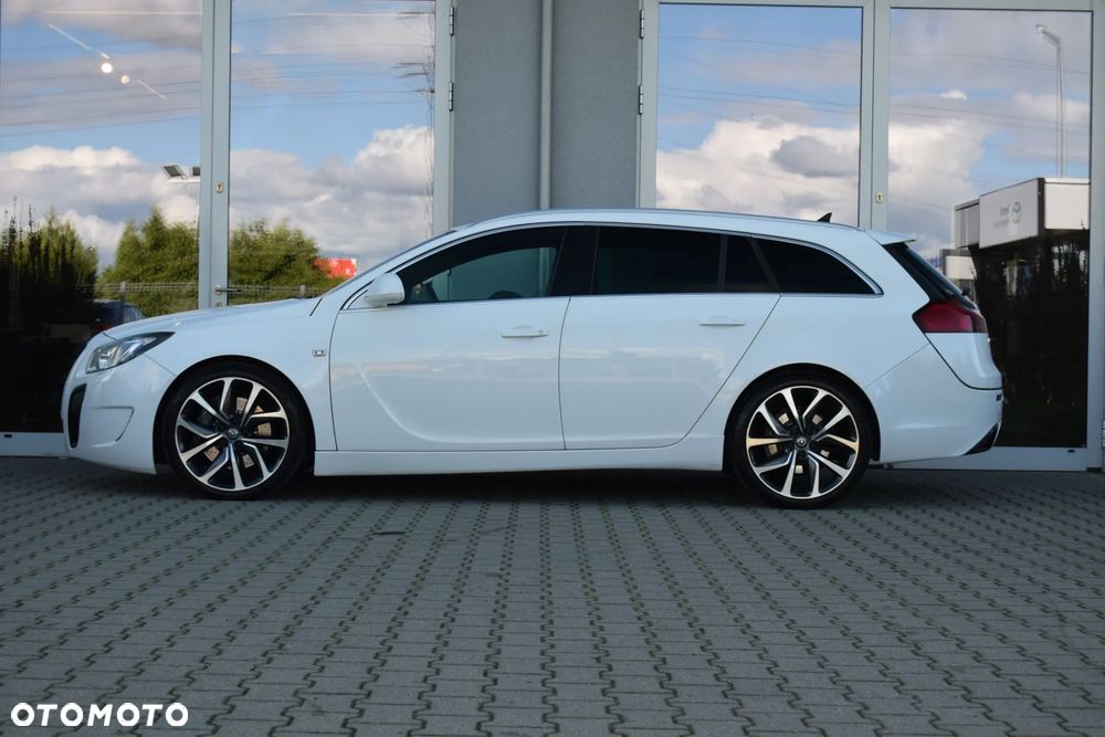 Opel Insignia 2.8 T V6 OPC - 3