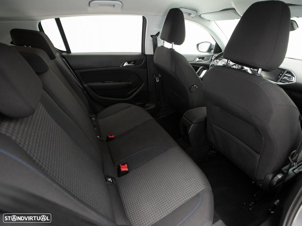 Peugeot 308 1.2 PureTech Style - 11