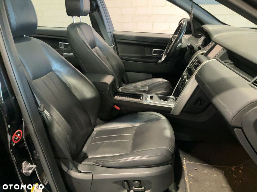 Land Rover Discovery Sport TD4 HSE Luxury - 22