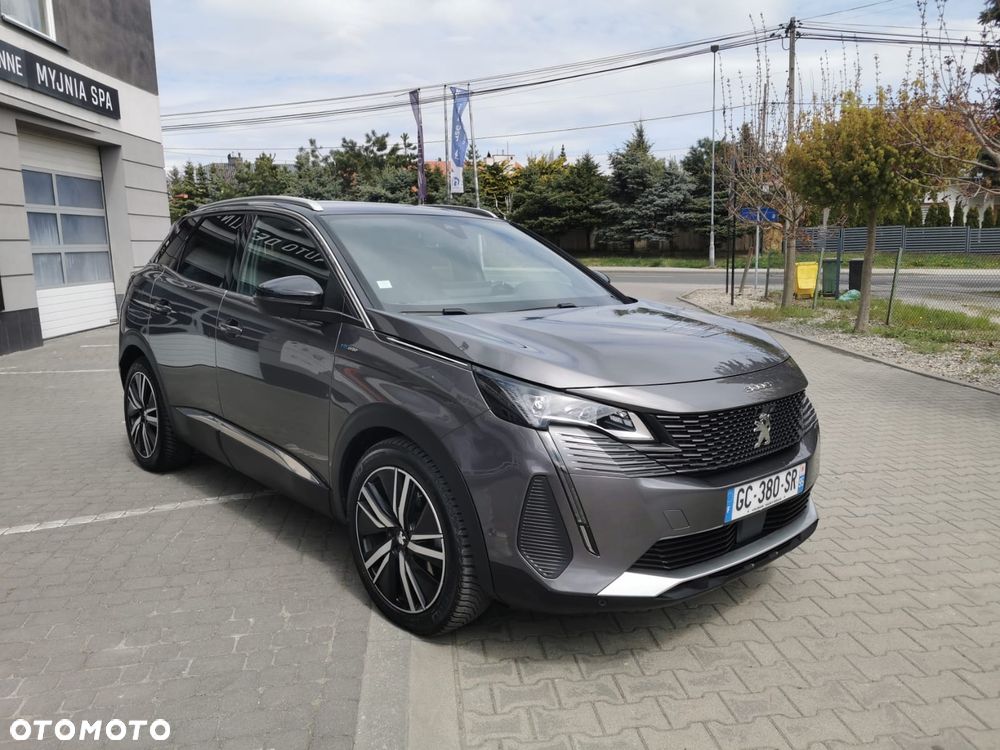 Peugeot 3008 225 e-EAT8 GT - 31