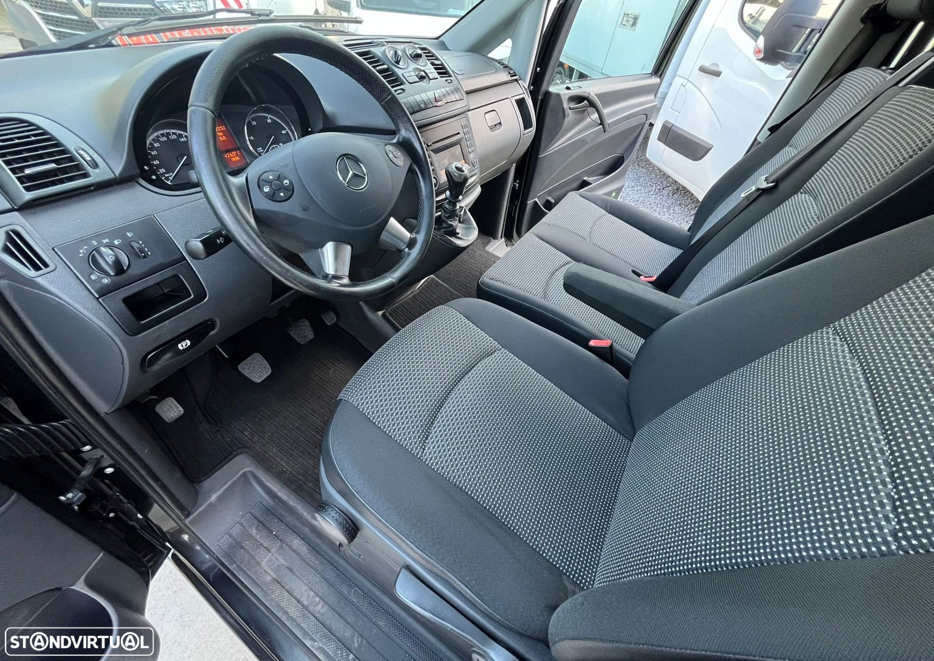 Mercedes-Benz Vito 113 Cdi c/iva dedutivel - 12