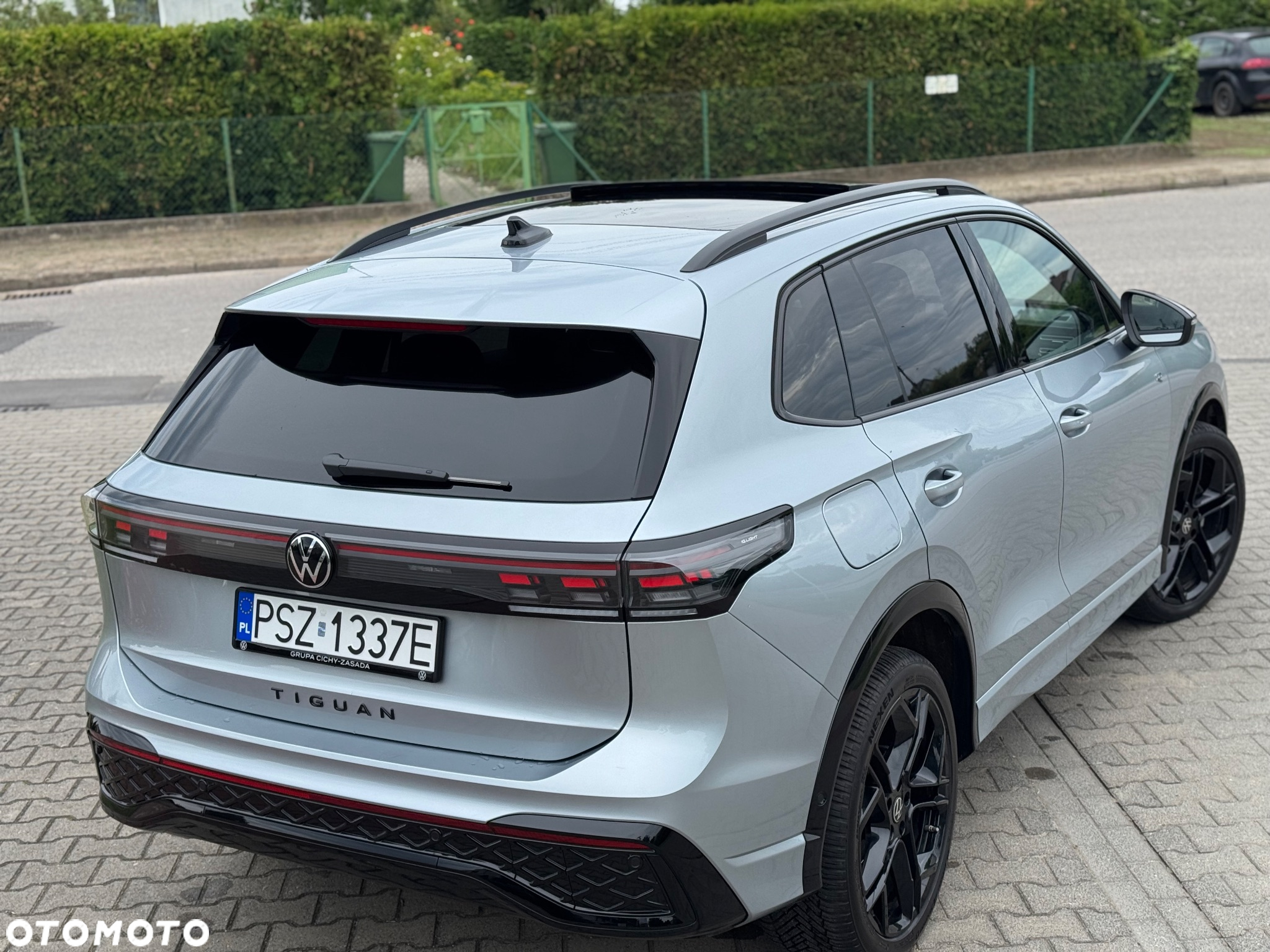 Volkswagen Tiguan 2.0 TDI SCR DSG R-Line - 16