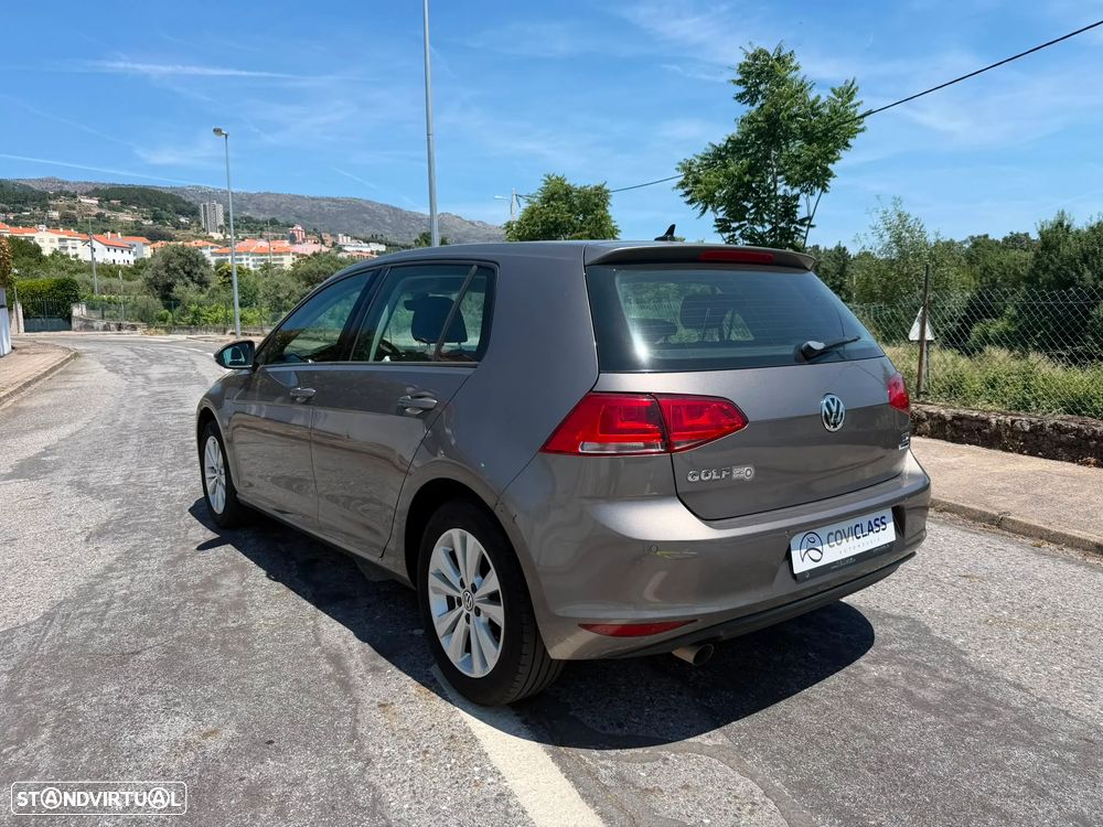 VW Golf 1.6 TDI Confortline DSG - 6
