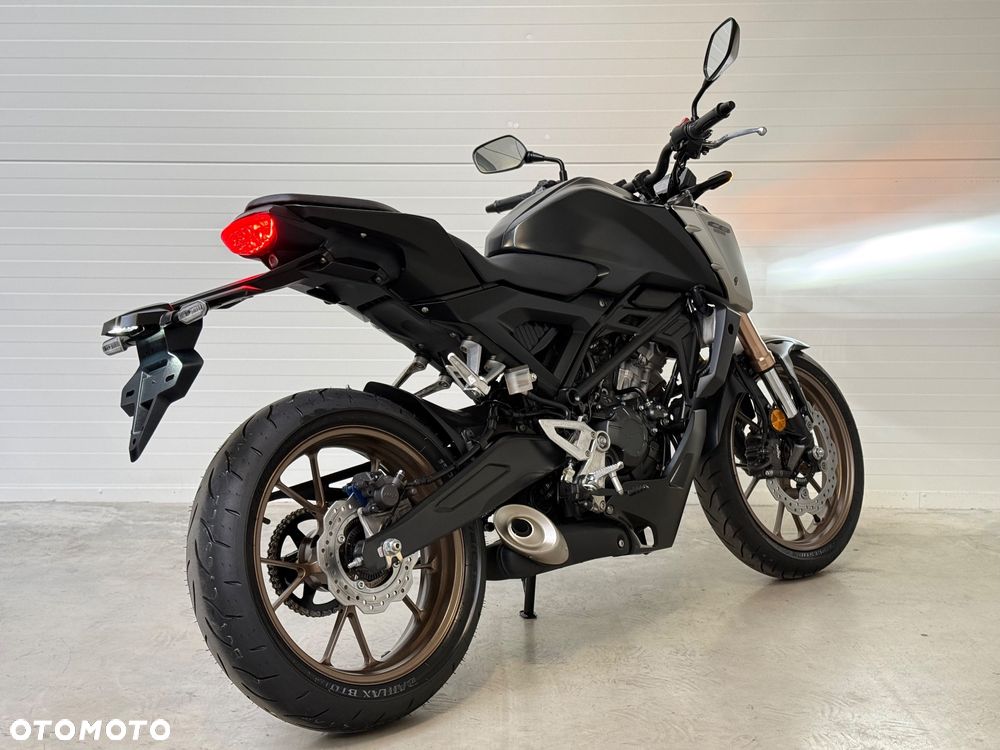 Honda CB - 4
