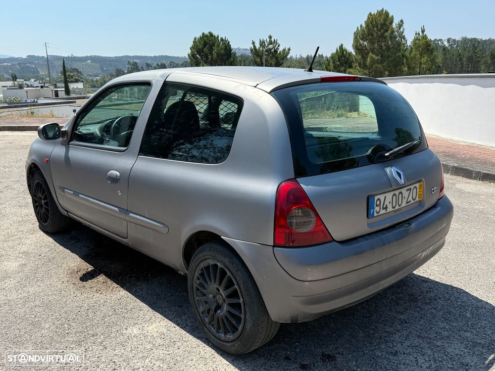 Renault Clio - 5