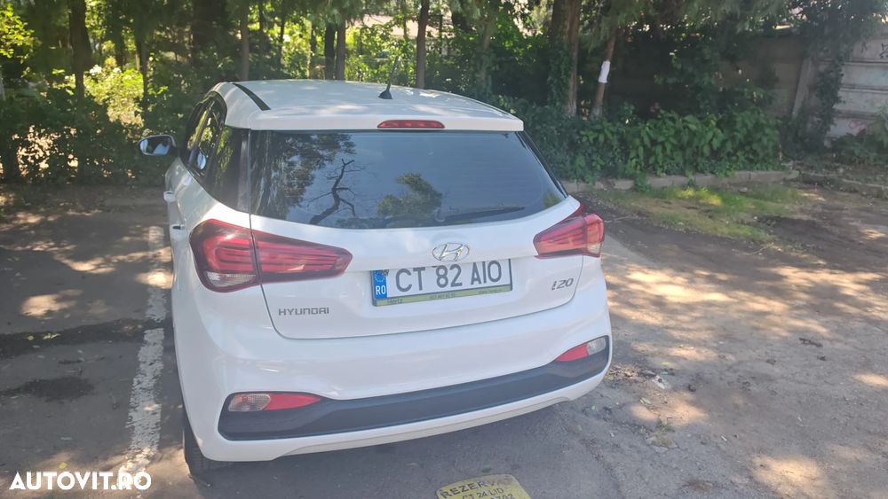 Hyundai i20 1.25 84CP M/T Comfort - 3